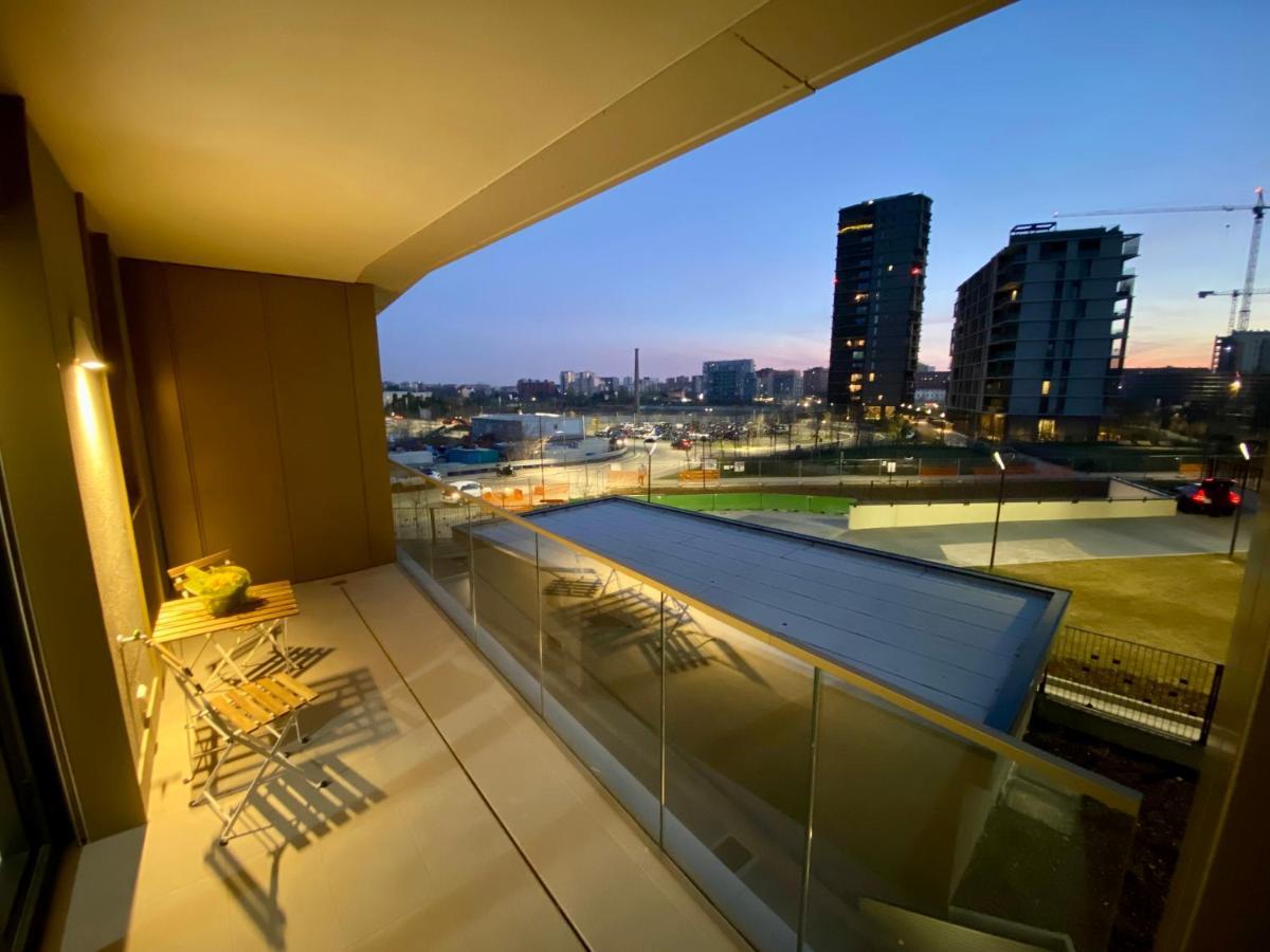 East Uptown High Tech Studio Appartamento Milano